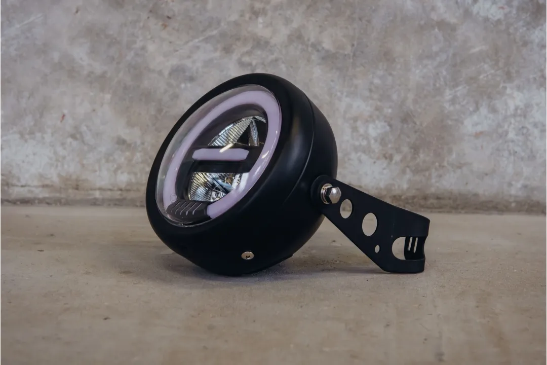Astonic LED-koplamp "retro" - 20211115 astonic 246 - AC00001