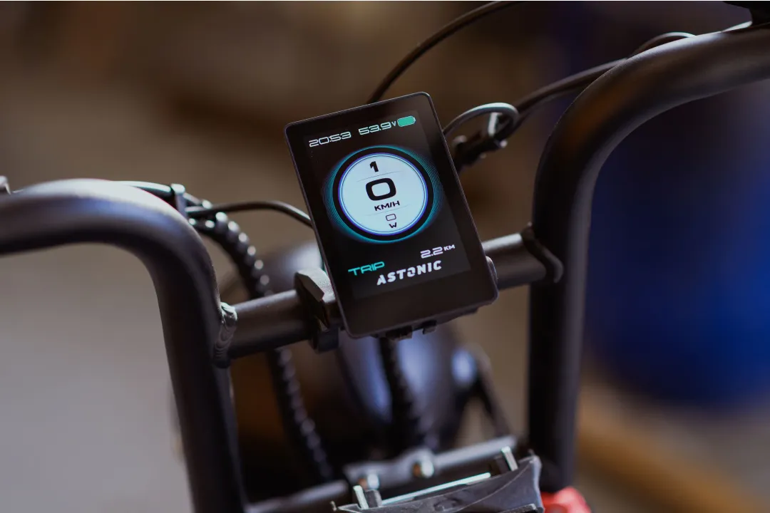 Colour display incl. controls - 20230209 fatbike astonic 60 77 10 14 - AC00034