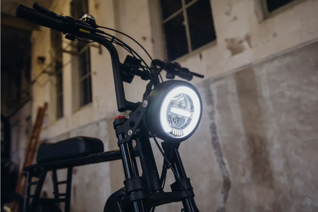 Astonic LED-koplamp "retro" - Ac00001 1 - AC00001