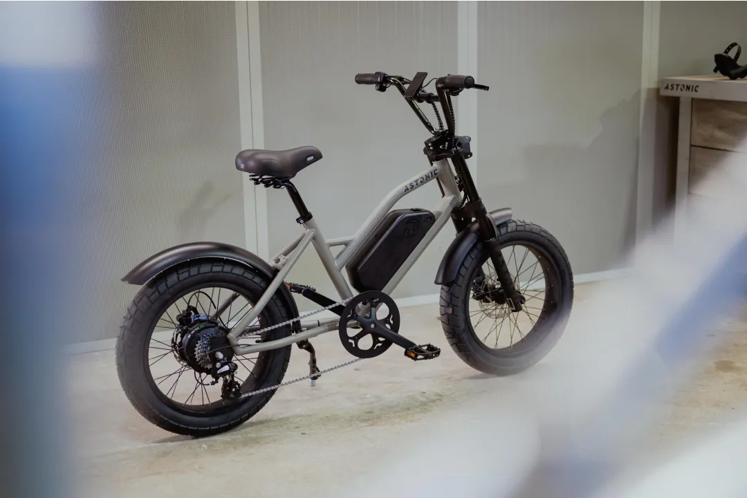 Astonic Breeze - Eride astonic 159bw 300 - ABS250SG(2)